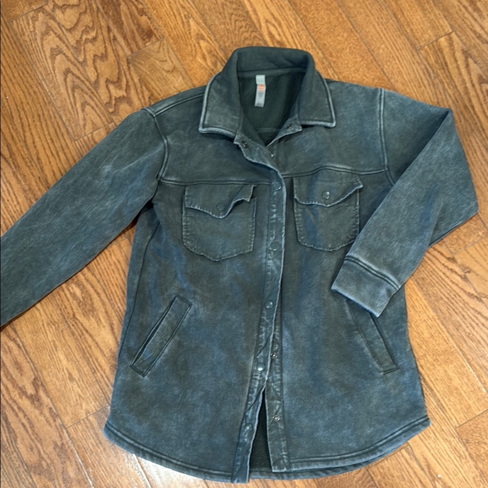 Women’s Soft Washed Shirt Jacket